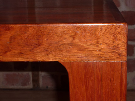 Dining Table Detail